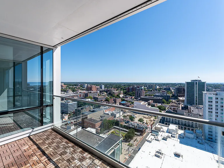 1 Broad St #27E — Photo 15