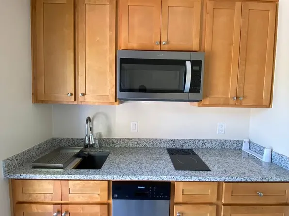 (undisclosed Address), Saratoga, CA 95070