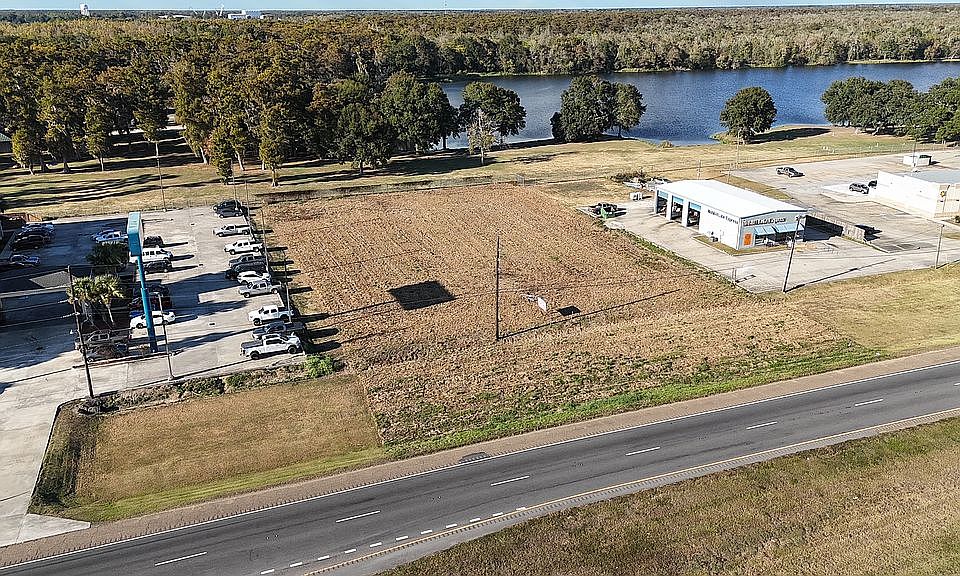 1st image of 2041 Highway 90