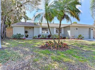 15 Loyola Rd, Venice, FL 34293