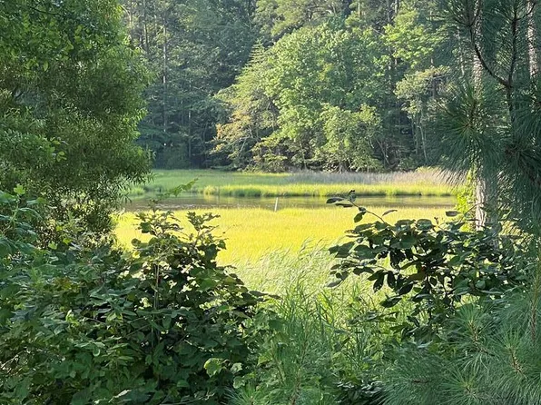 75 Olde Mill Ln, New Church, VA 23415