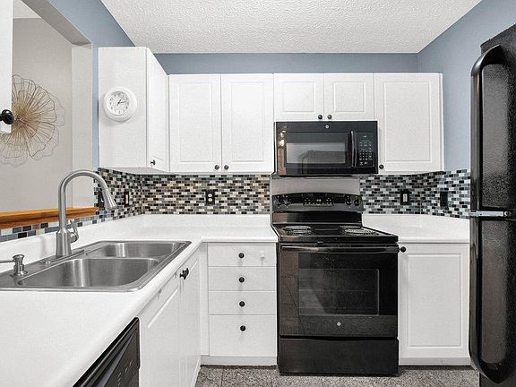 4th image of 190 Glenkirk Dr #101B