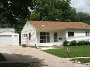 3004 E 20th St, Sioux Falls, SD 57103