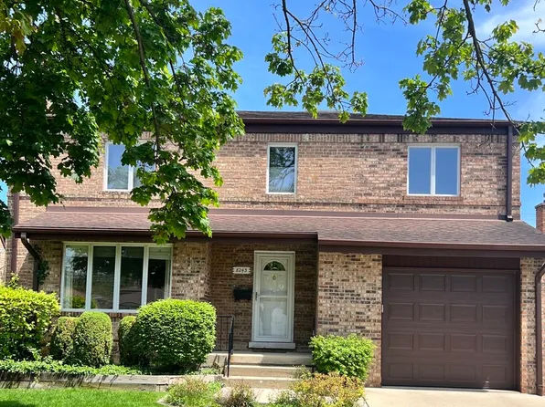 8243 N Osceola Ave, Niles, IL 60714