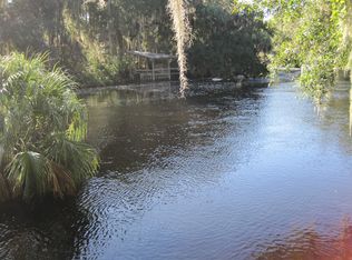 380 Hudson Street, Inglis, FL 34449