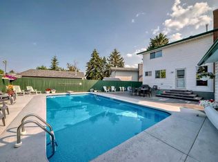 420 S Whitehorn Pl NE, Calgary, AB T1Y2B1