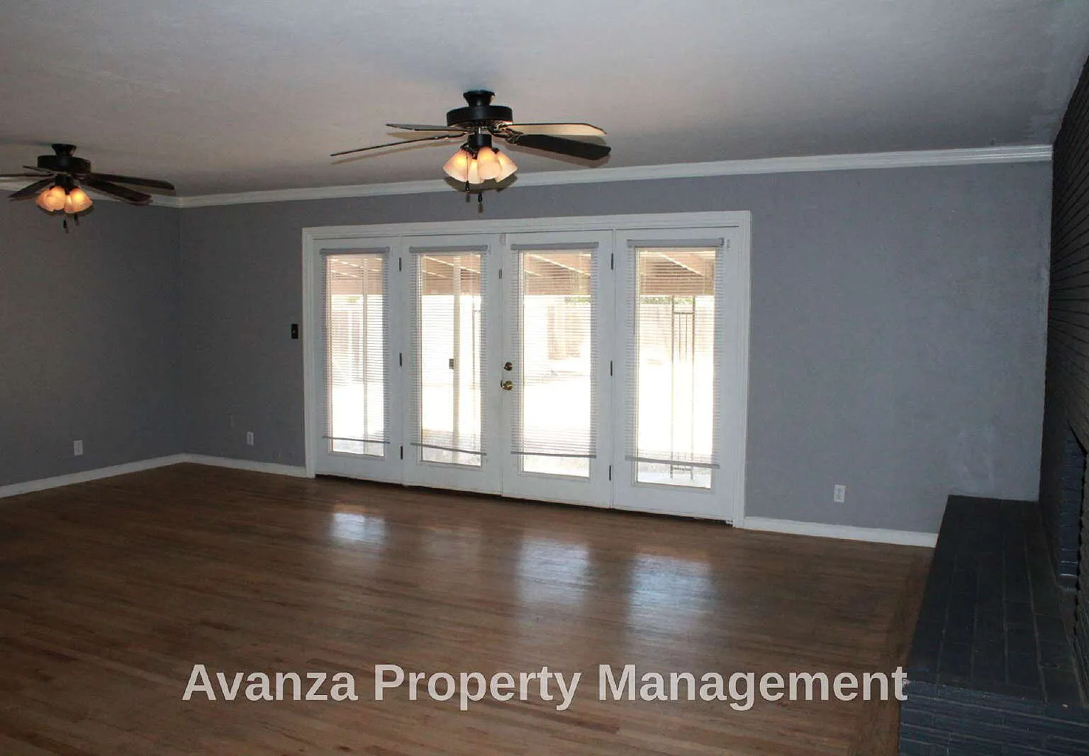 3 bed, 1.0 bath, 1847 sqft, $2,195 — Photo 3