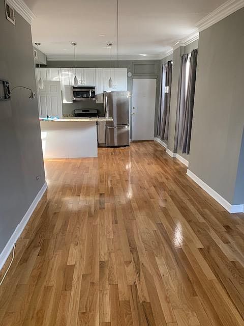 1st image of 952 W Armitage Ave #3