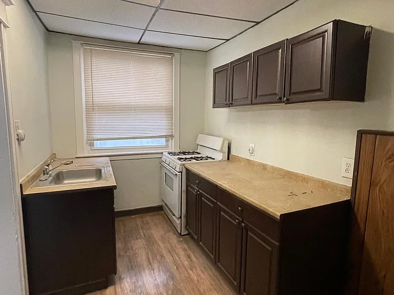 Kitchen, picture#1