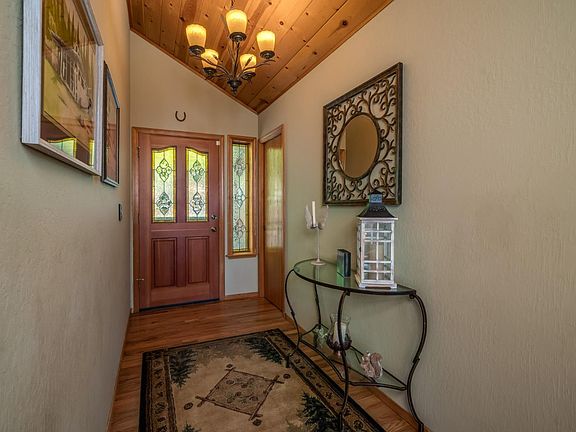 3rd image of 1640 Greensboro Way