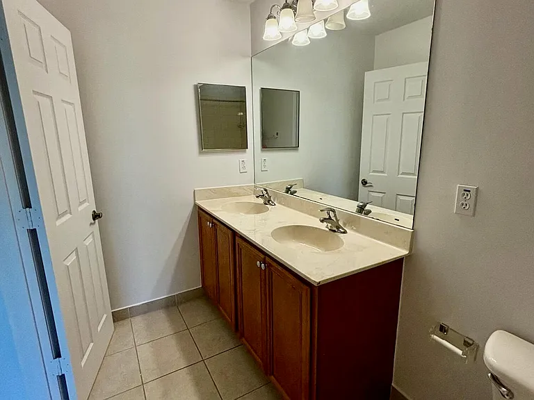 22162 Majestic Woods Way — Photo 13