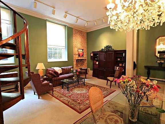 4th image of 1020 Esplanade Ave APT 103