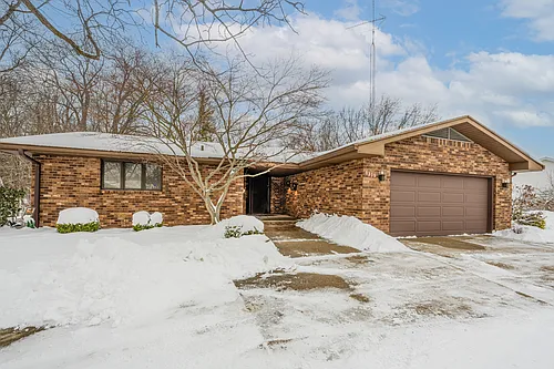 1319 Lewis Ave Photo 1