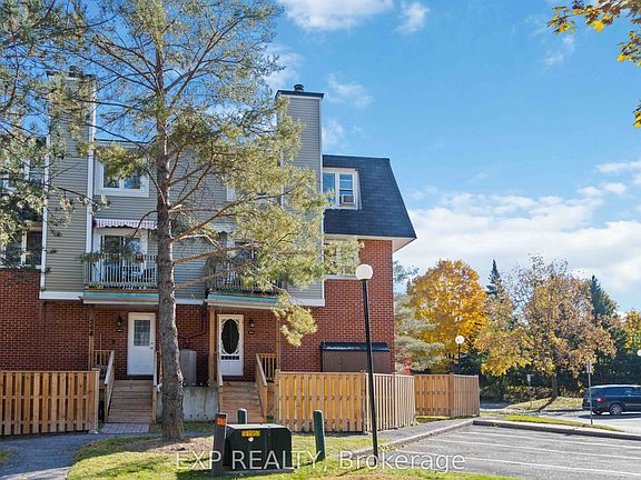 4th image of 6 Terrace Dr #207