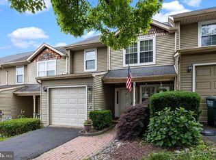 122 Mulberry Dr, Southampton, PA 18966