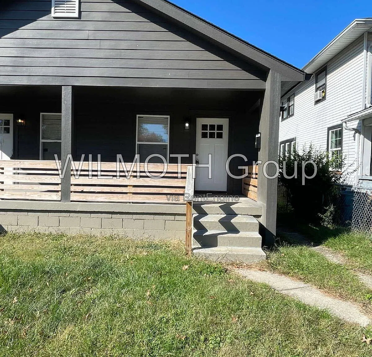 2 bed, 1.0 bath, 930 sqft, $1,595 — Photo 1