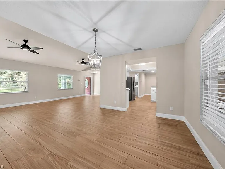 4160 5th Ave SW — Photo 11