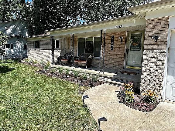 2nd image of 38894 Winkler St