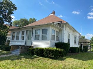 114 W South St, Remington, IN