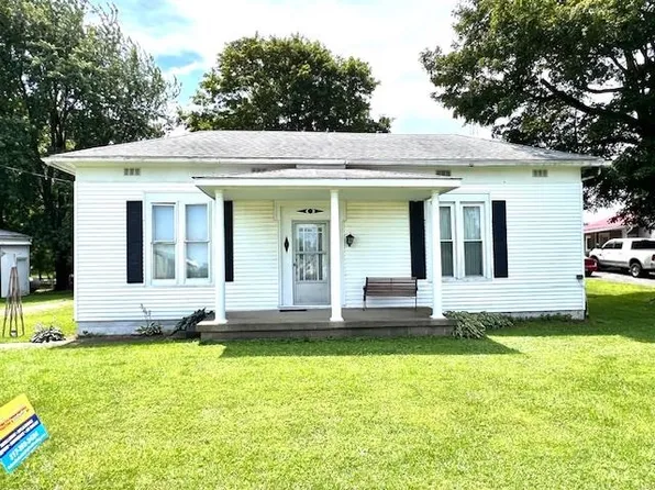 8463 W County Road 300 N, Falmouth, IN 46127