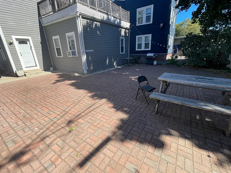 330 Western Ave — Photo 27