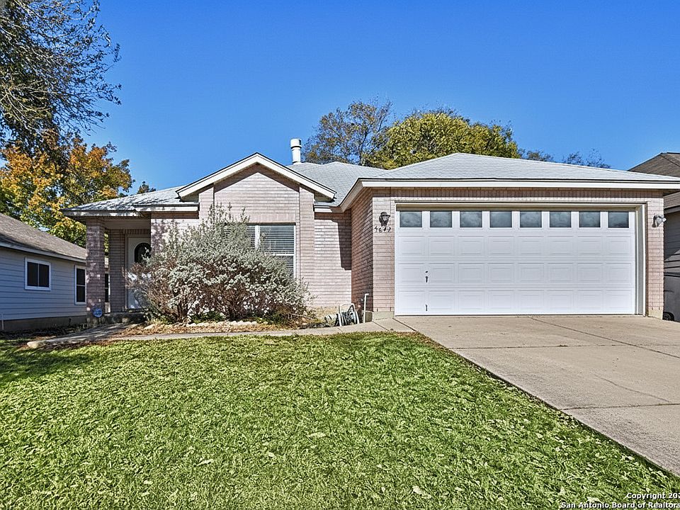 1st image of 5643 Lovett Oaks
