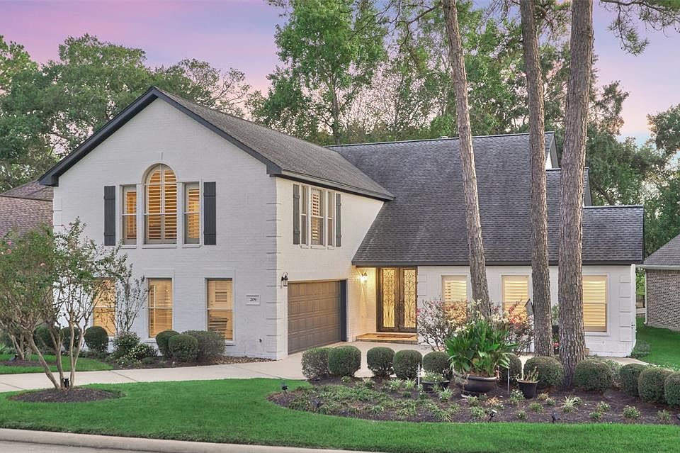 Welcome to 209 Monterrey Road!