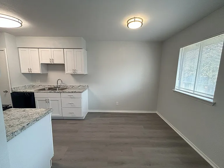 Cottages at Terrell Hills — Photo 19
