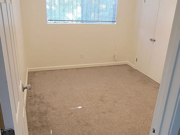 3rd image of 3531 46th St