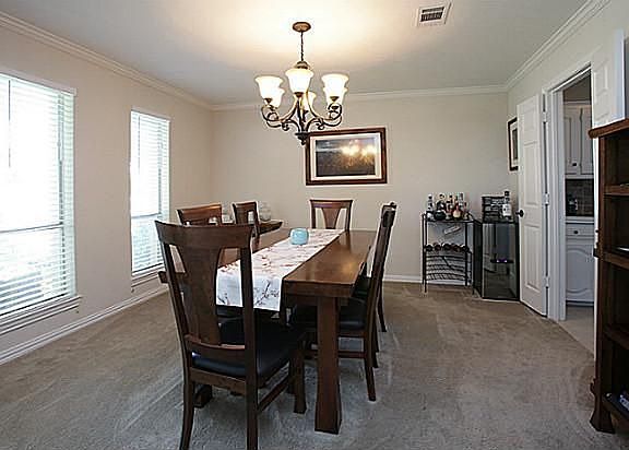 3rd image of 3029 Stanford Dr