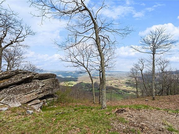 3rd image of Lot 61 Rocky Parkway