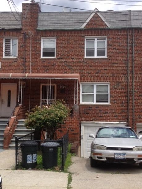 1st image of 1845 E 51st St