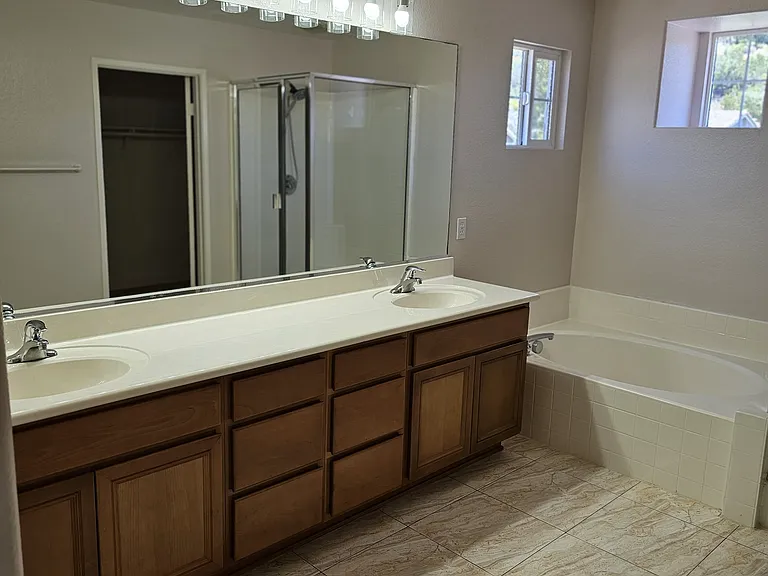 233 Canyon Creek Way — Photo 27