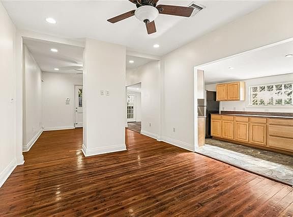 5th image of 3833 State Street Dr