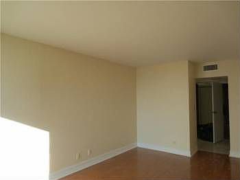 2nd image of 100 Bayview Dr APT 801