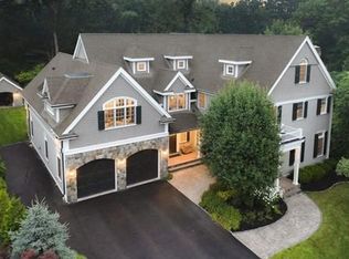 105 Beechnut Rd, Westwood, MA 02090