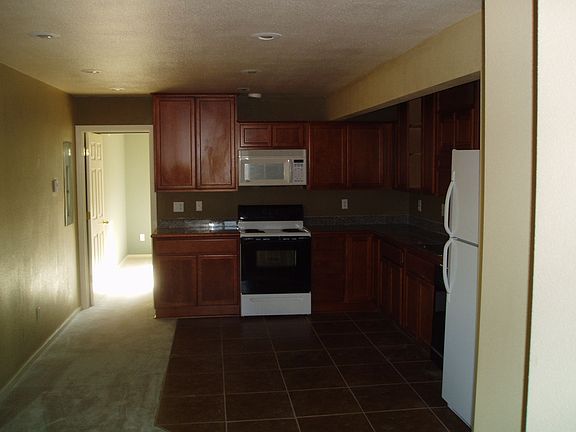 Primary Unit Kitchen
