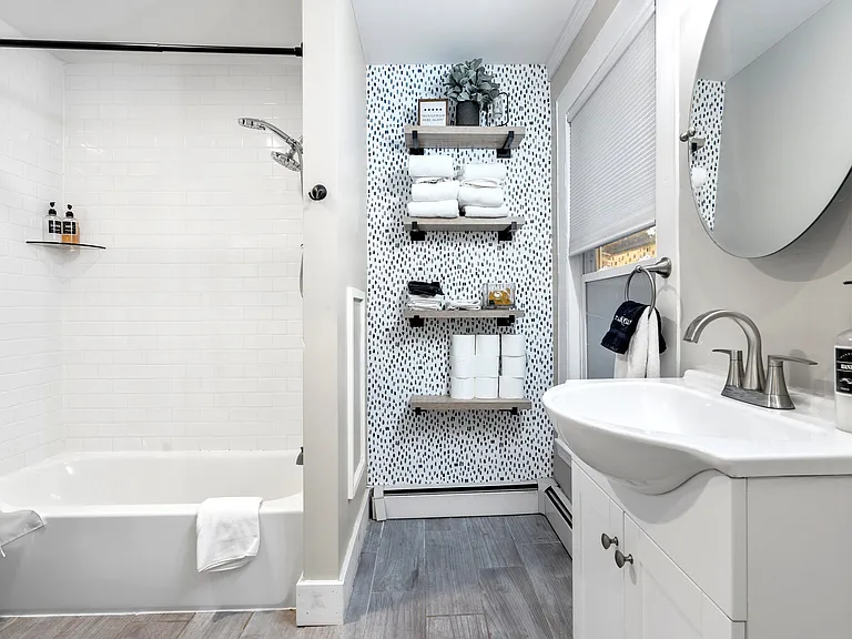 2 Sargent St #1 — Photo 37