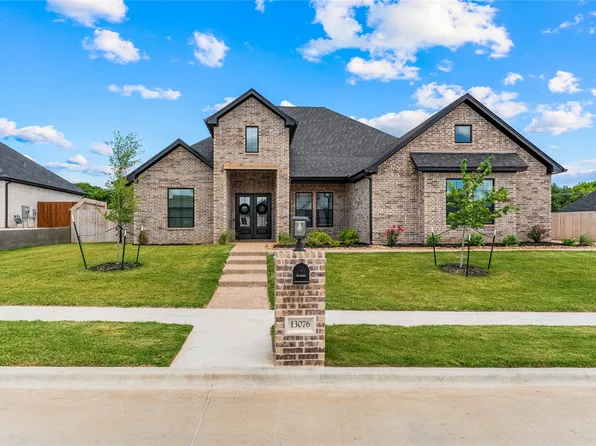 13076 Rainier Dr, Woodway, TX 76712