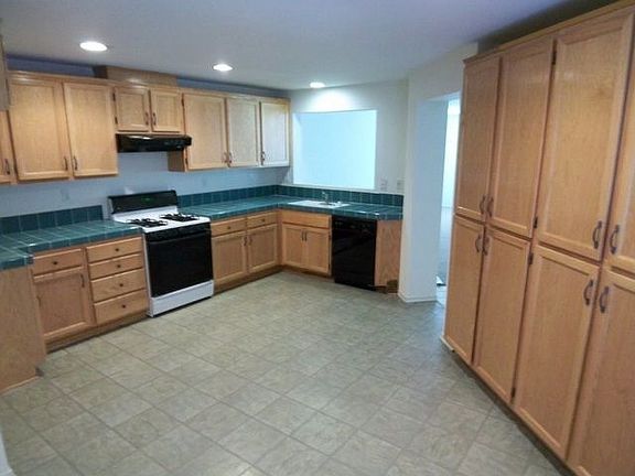 4th image of 5025 Gavilan Way Unit 53