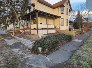38 Race St, Cumberland, MD 21502