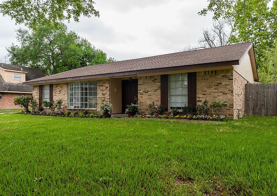 1st image of 2107 N Rayburn Ct