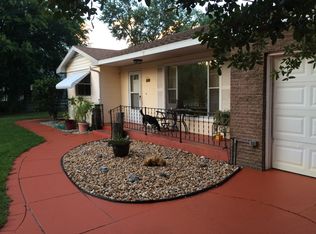 1009 40th St W, Bradenton, FL 34205