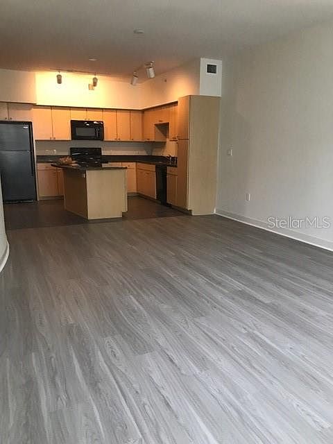 1st image of 415-1 E Pine St #1206