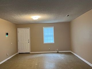 2nd image of 464 Otis Dr
