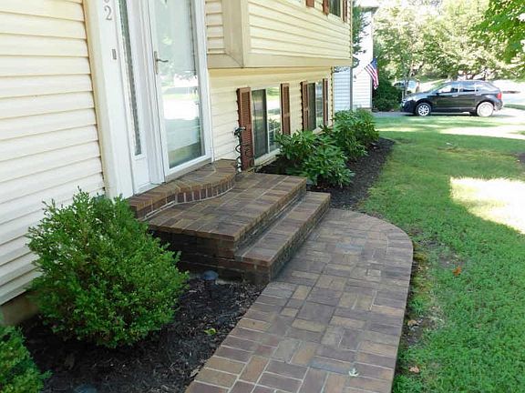 2nd image of 13802 Cabells Mill Dr