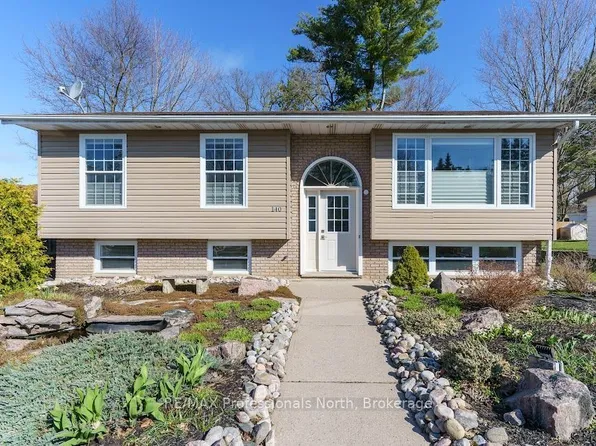 140 Elder St, Gravenhurst, ON P1P 1B9