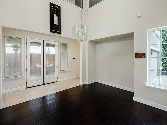3rd image of 5316 New Britton Cir