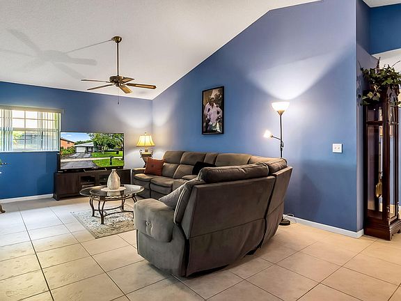 3rd image of 9720 SW 12th Street