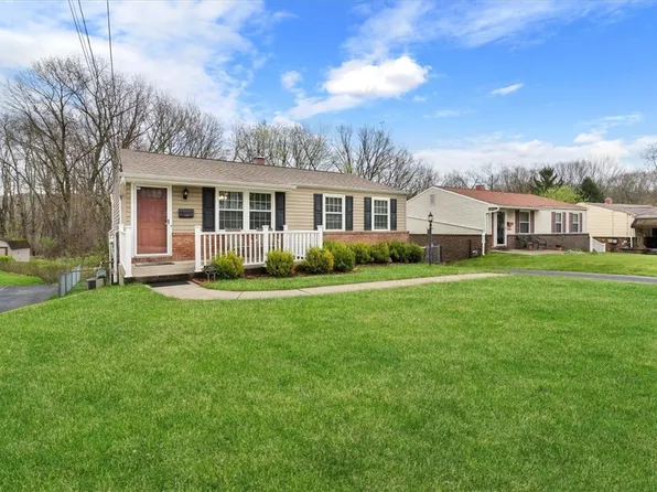 5223 Elmwood Dr, Pittsburgh, PA 15227